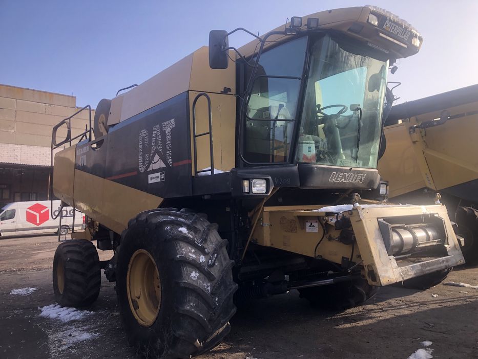CLAAS Lexion CAT 570 Новий ДВИГУН
