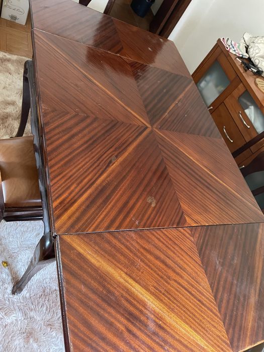 Mesa de sala de jantar extensivel