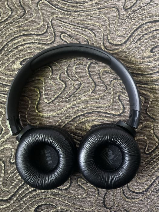 JBL Tune 520BT навушники