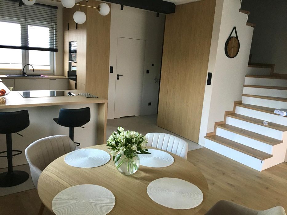 Dom do wynajęcia, Szerokie