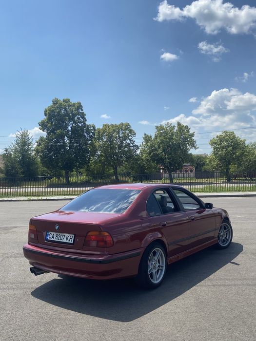Продам BMW 520 E39