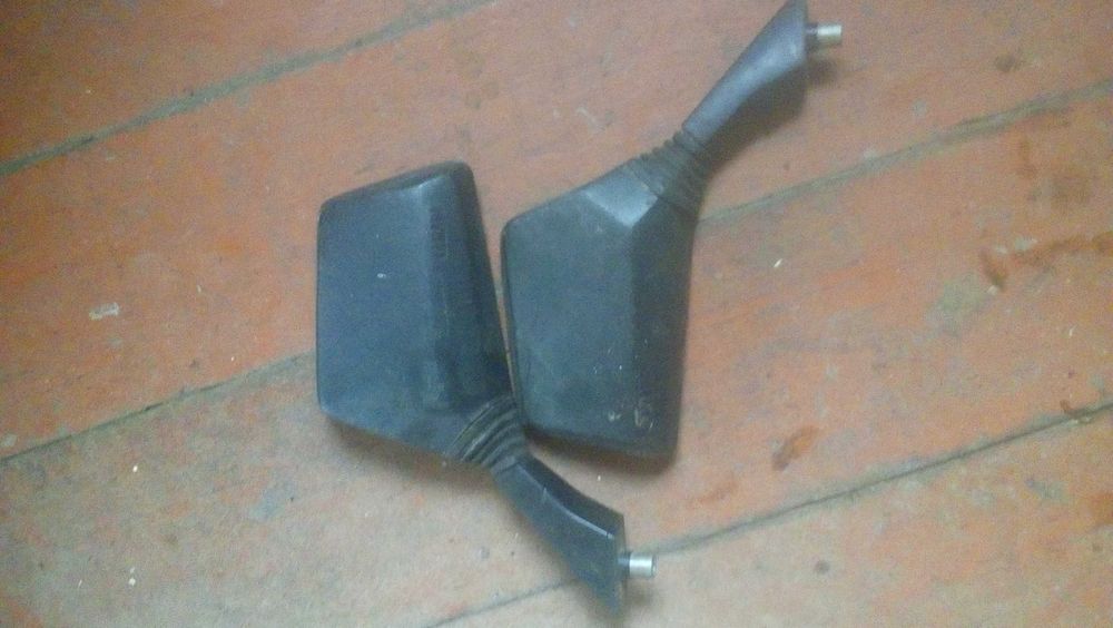 Мопед Ямаха зеркала.