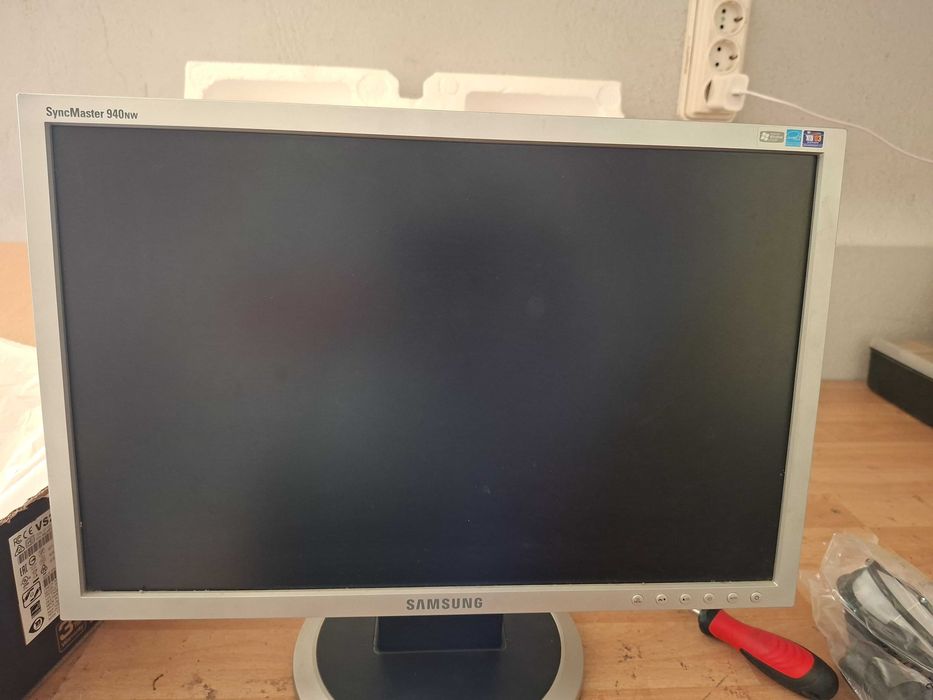 Monitor Samsung SyncMaster 940NW511179479340830722