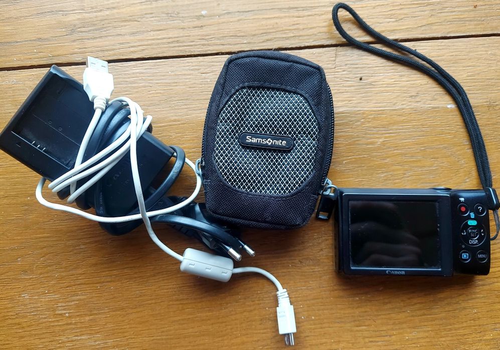 canon a2300 - купити фототехніку, відеотехніку - Ціна на OLX.ua