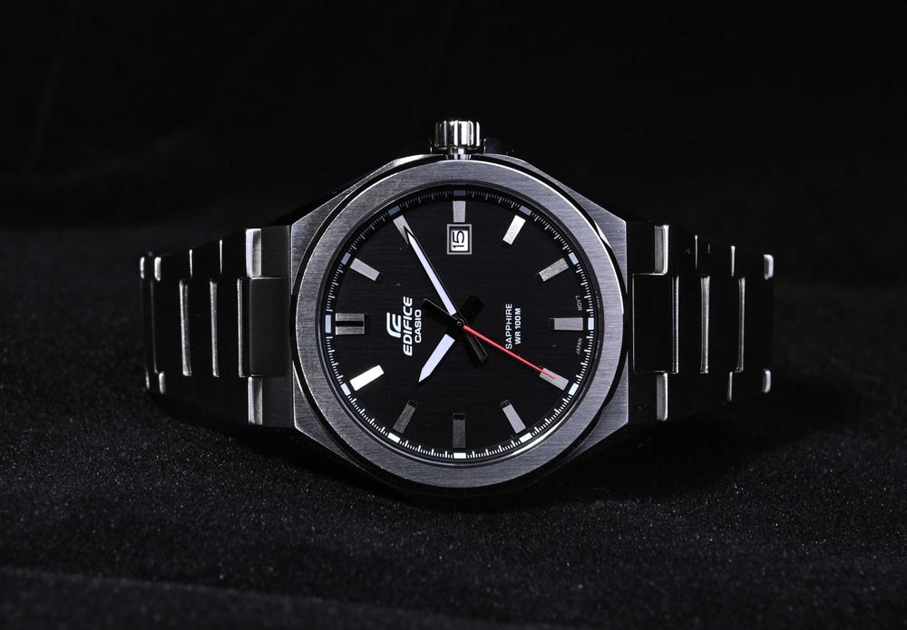 Годинник Casio Edifice EFB-108D-1A новий оригінал сапфірове скло