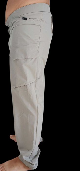 Popielate spodnie trekkingowe z poliamidu 4F R. XL