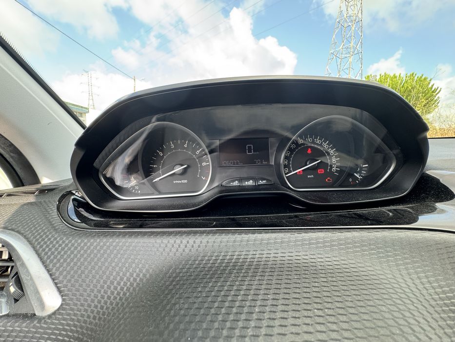 Peugeot 2008 PureTech 1.2