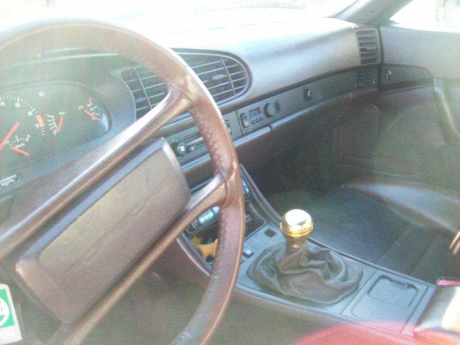 PORSCHE 944 Turbo
