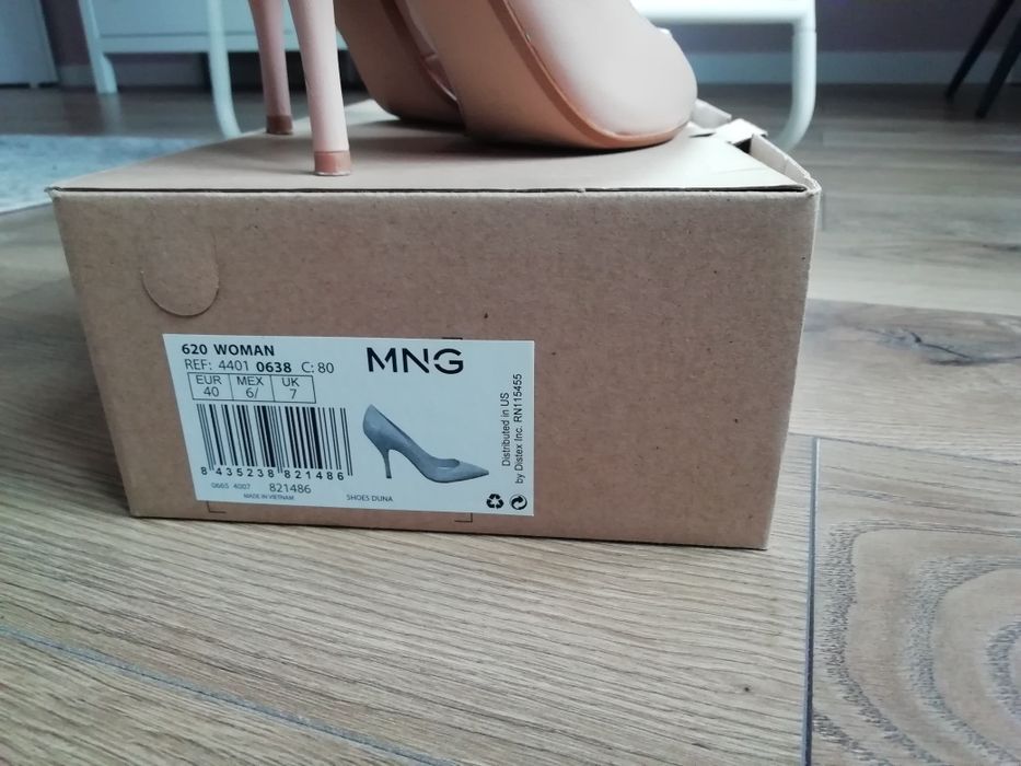 Szpilki nude Mango rozmiar 40