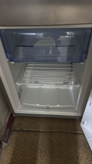Холодильник Gorenje RK 60352 E(не працює компресор)
