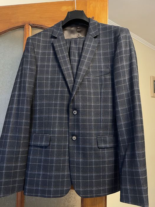 Продам костюм чоловічий