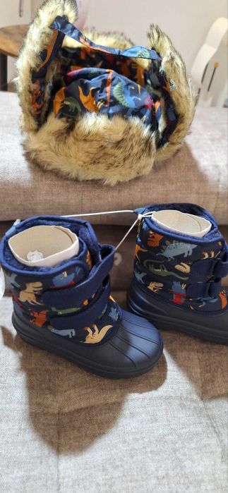 Sniegowce i ciepla czapka Zestaw