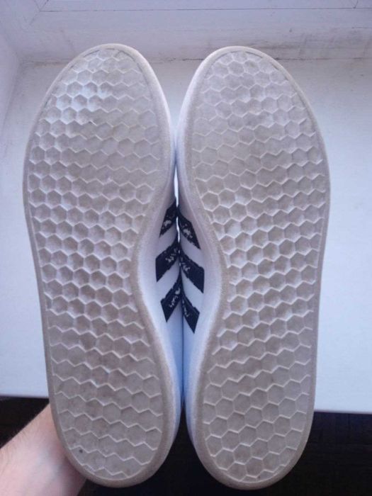 кросівки, кеди Adidas, супер стан, 30,5 см стелька