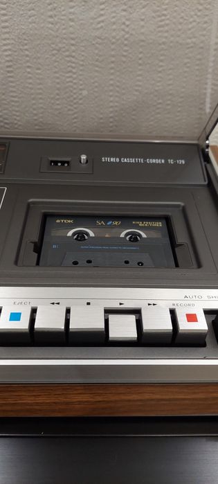 Продам кассетную деку sony tc 129