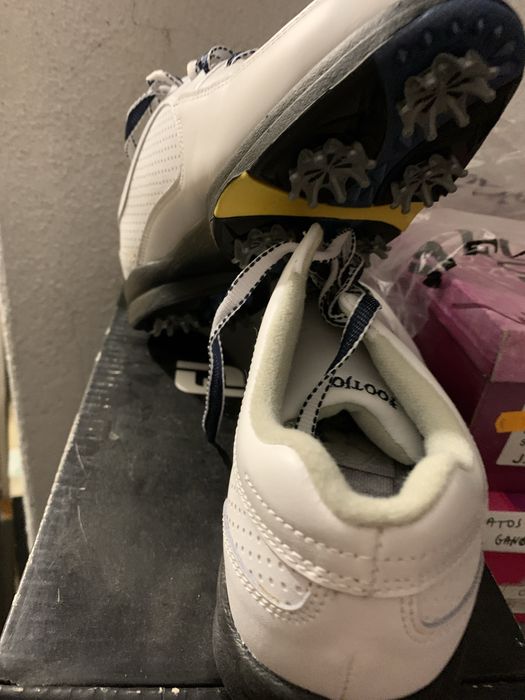 Sapatos de golfe novos Footjoy