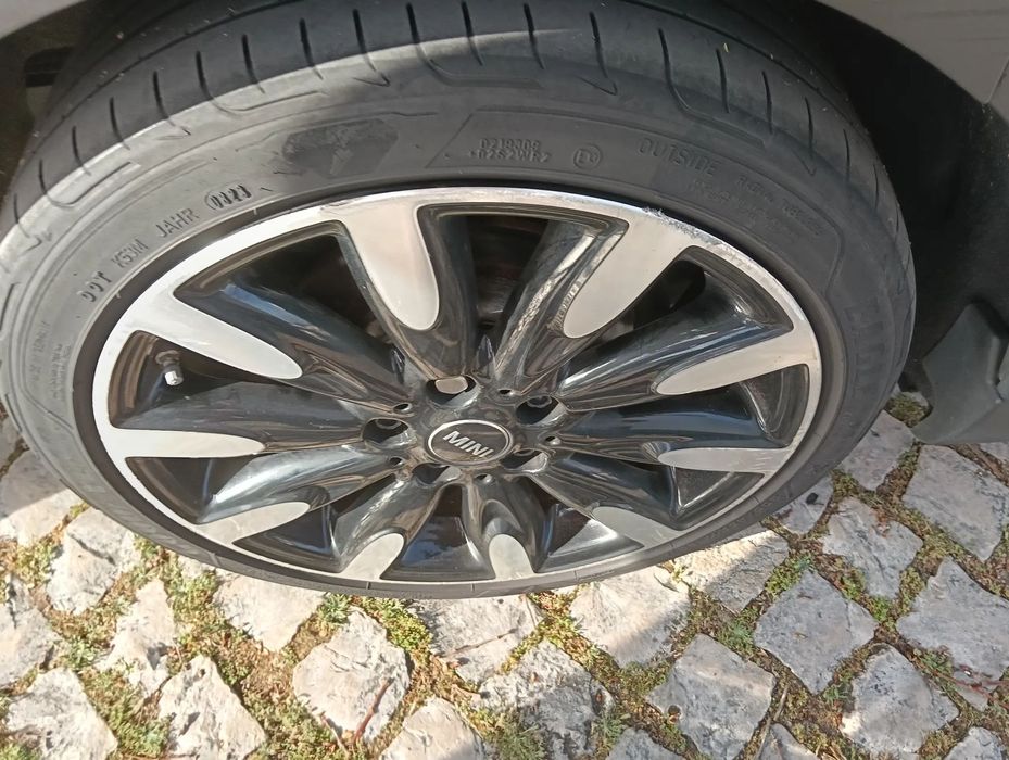 MINI 5 Portas Cooper D Seven