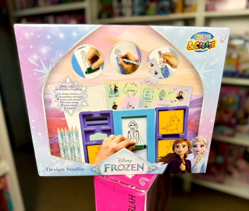 Набір для творчества Disney Princess Design з олівцями і наліпками