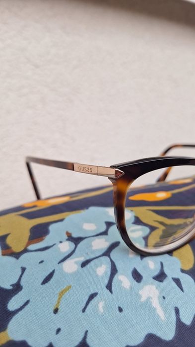 Oprawki damskie GUESS, stan bdb