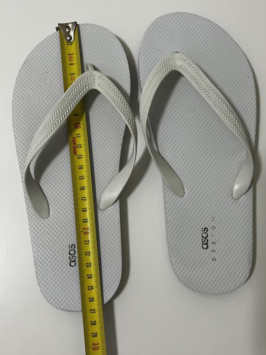 Білі шлепанці ASOS 40-41