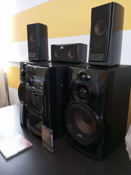 Продам новый музыкальный центр JVC DX-J36: 20 000 грн