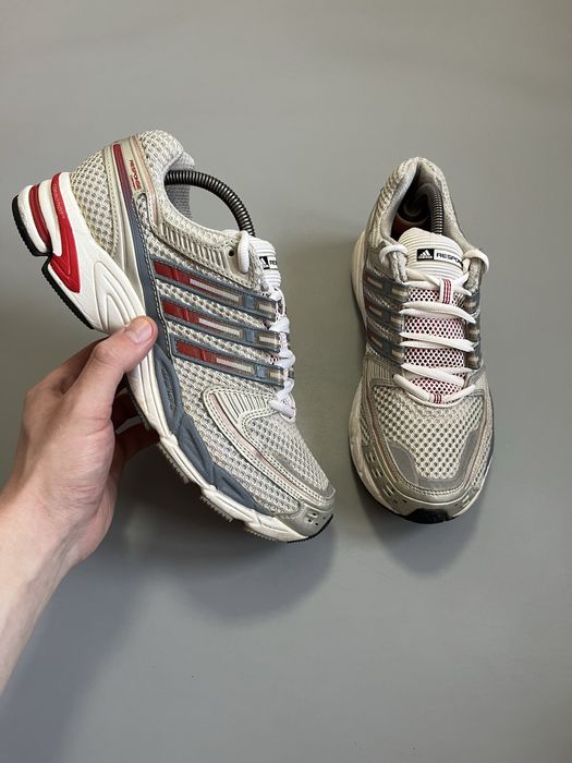 Adidas Reaponse Cushion 17 Vintage Control 5 Supernova 42(26.5cm)