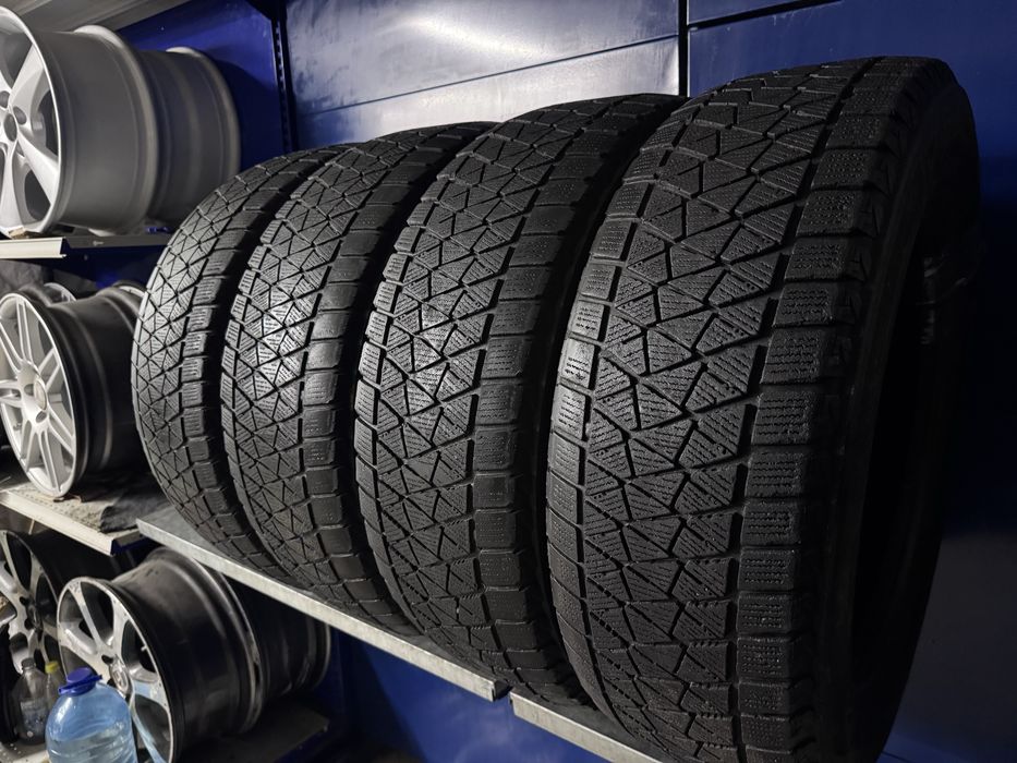 Bridgestone Blizzak dm-v2 215/65r16 зима Розпродаж Склада Шин Умань