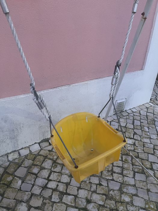 Baloiço infantil
