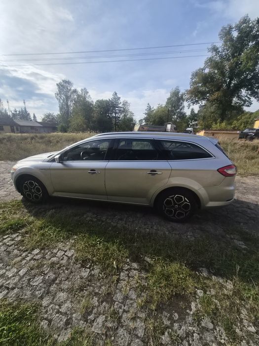 Ford Mondeo MK4 z 2013 roku
