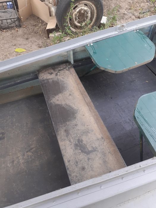 Лодка южанка сдоками