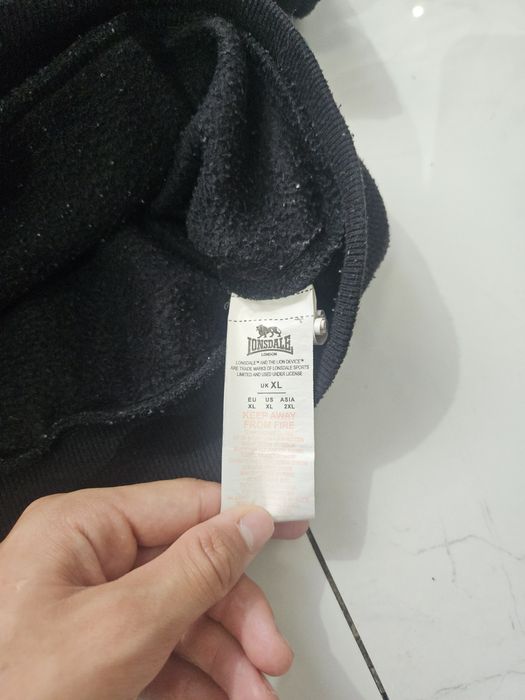 Зіпка Lonsdale Лонсдейл Л ХЛ