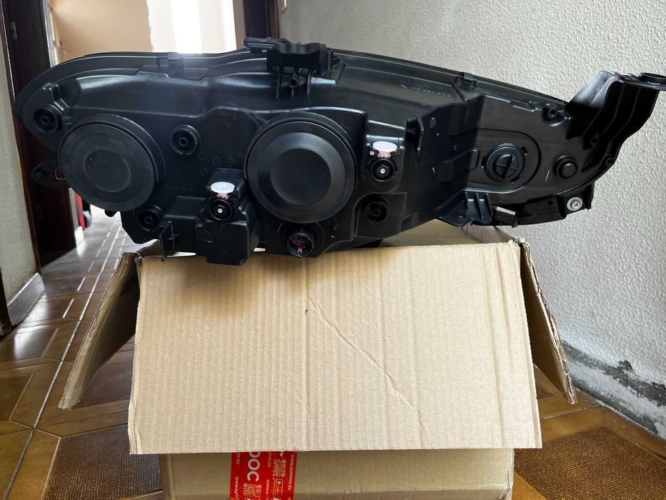 Farol/Ótica Esquerda FIAT TIPO Novo en Caixa