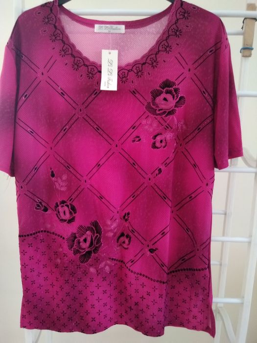 Vários modelos de Camisolas de Senhora. Com etiqueta!