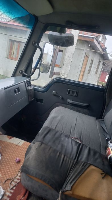 Тата находу їздить регулярно