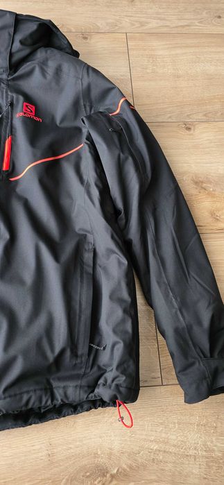 Męska czarna kurtka narciarska marki Salomon, rozmiar L