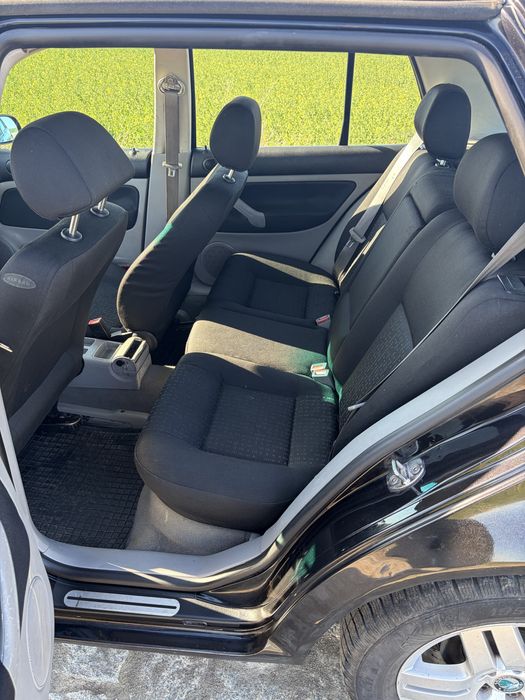 Volkswagen Golf 4 Climatronic 1.9 TDI 90KM 5 drzwi