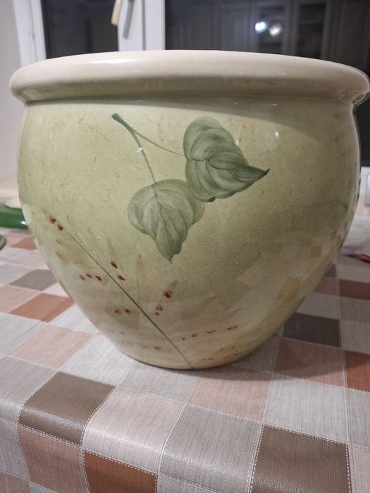 Керамический горшок