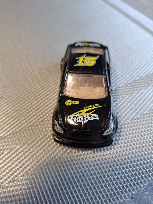Model samochodu skala 1:59