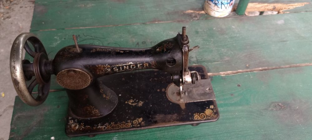 Antyk maszyna do szycia singer