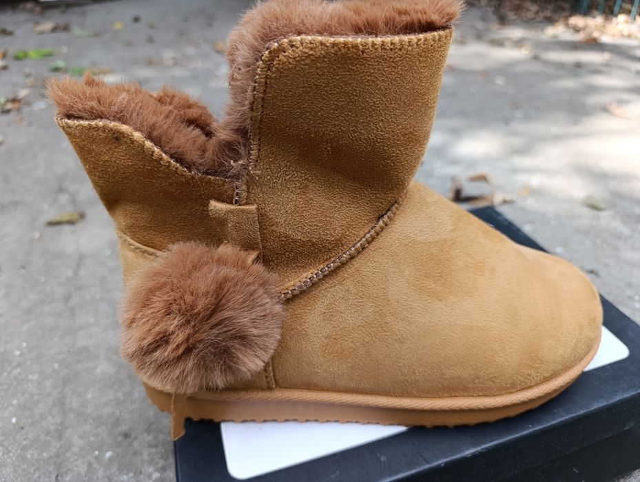 Сапожки угги женские