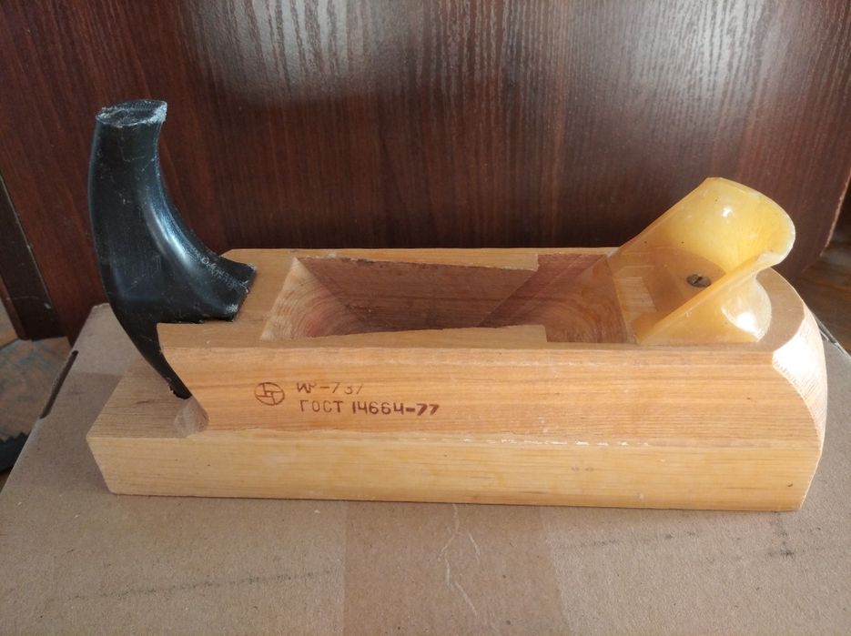 Столярні інструменти