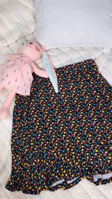 Жіноча спідниця міді весна-літо 2025