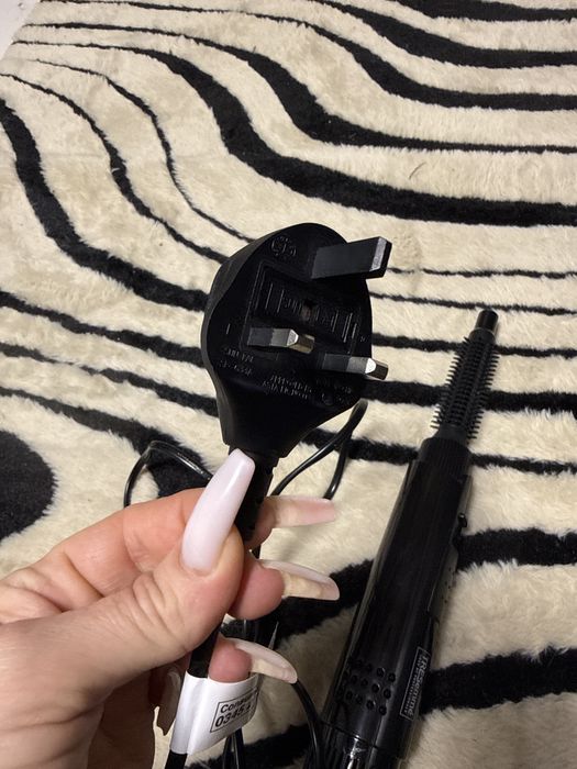 Стайлер для волося TRESemme Full Finish