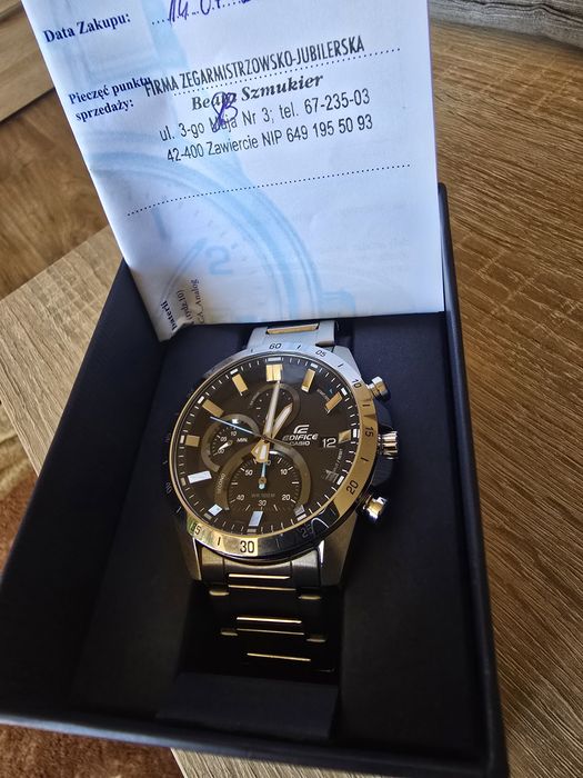 Sprzedam Casio Edyfice EFR-571DW.