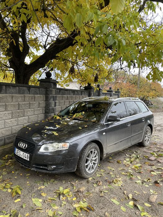 продаю Ауді а4б7