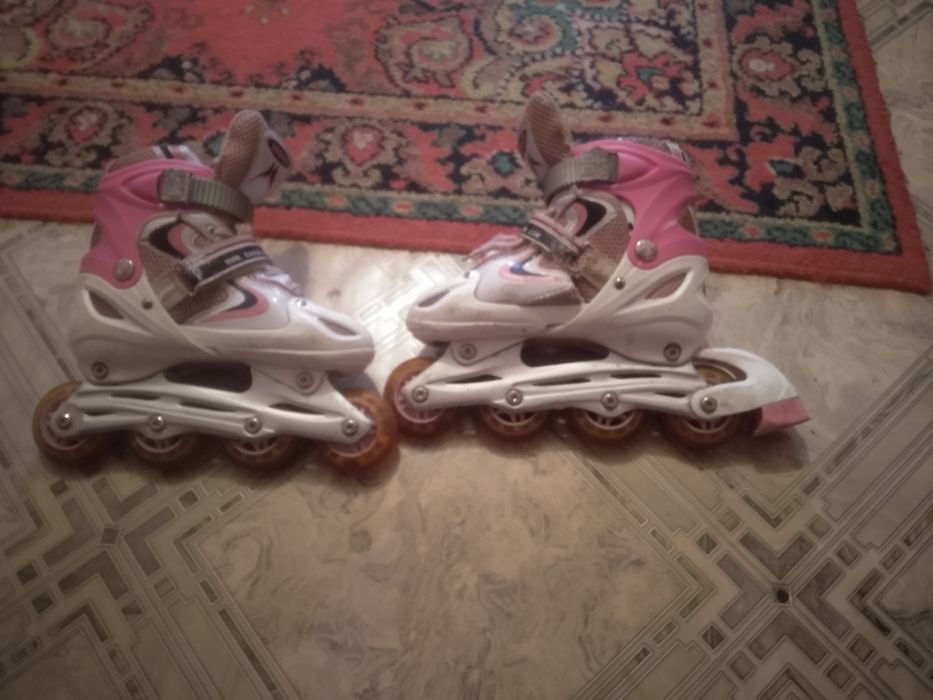Продаю ролики б/у