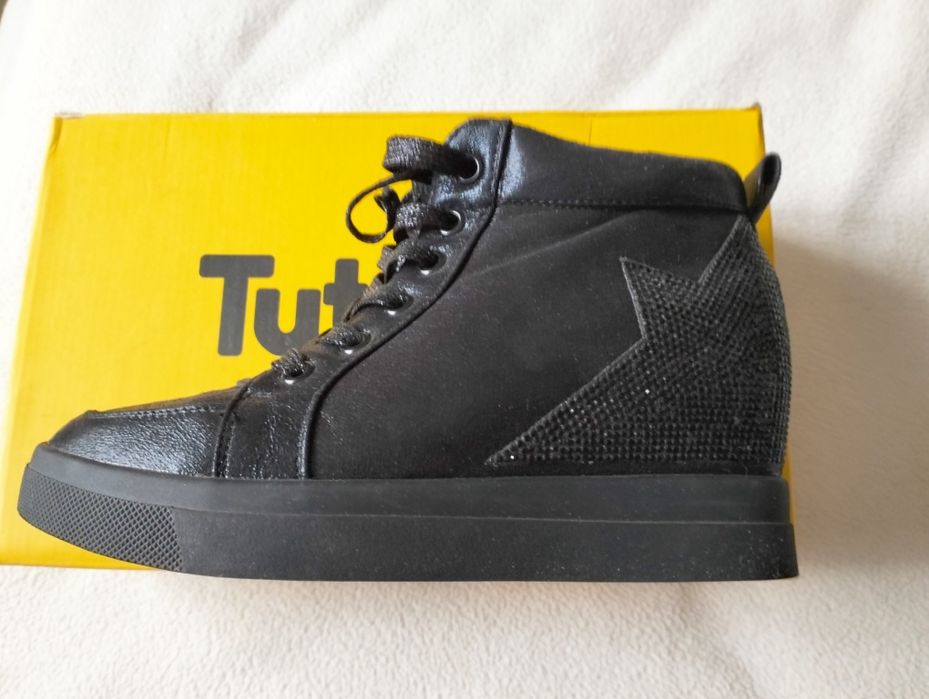 Ботинки женские осенние р.36