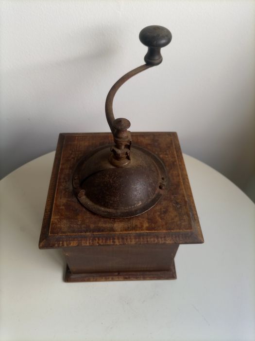 Moinho de café vintage