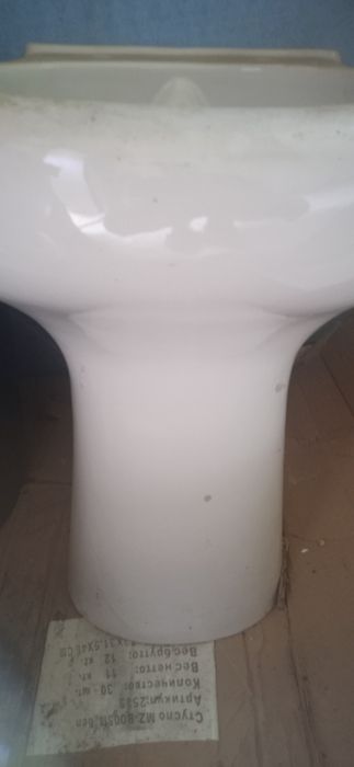 Подається унітаз