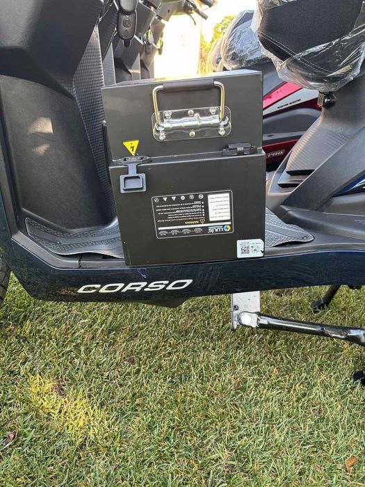 Електроскутер Corso GTS RR 2000W 72V/32Ah на літій-іонна  БАТАРЕЇ.