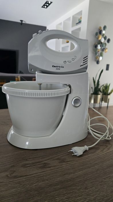 Batedeira com taça Electric Co.